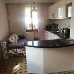 Detelina 3*
